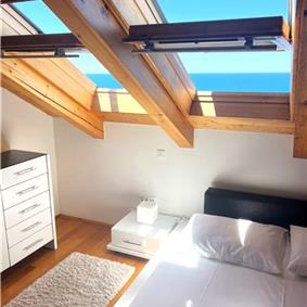 9 Bedroom Villa with Pool and Sea Views in Cavtat, sleeps 18